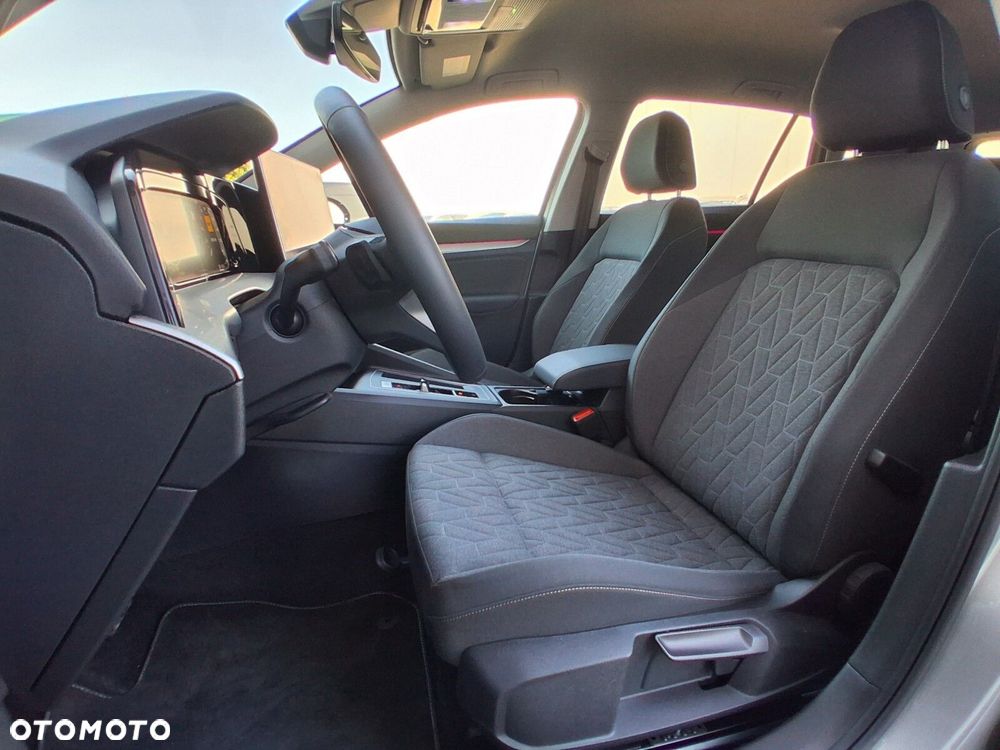 Volkswagen Golf Variant - 14