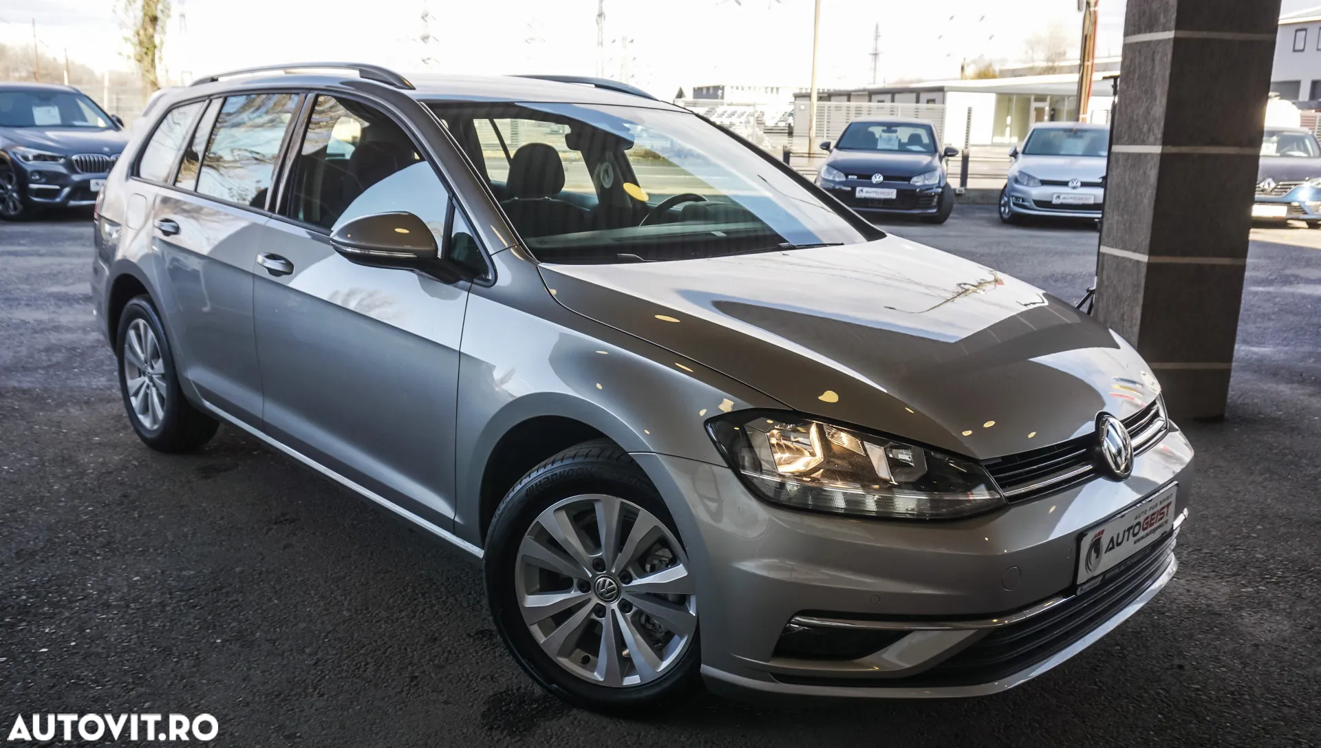 Volkswagen Golf 1.6 TDI DSG Comfortline - 30