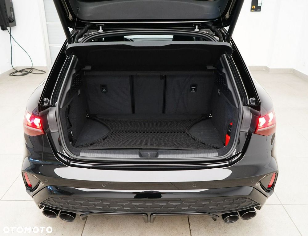 Audi S3 Sportback - 11