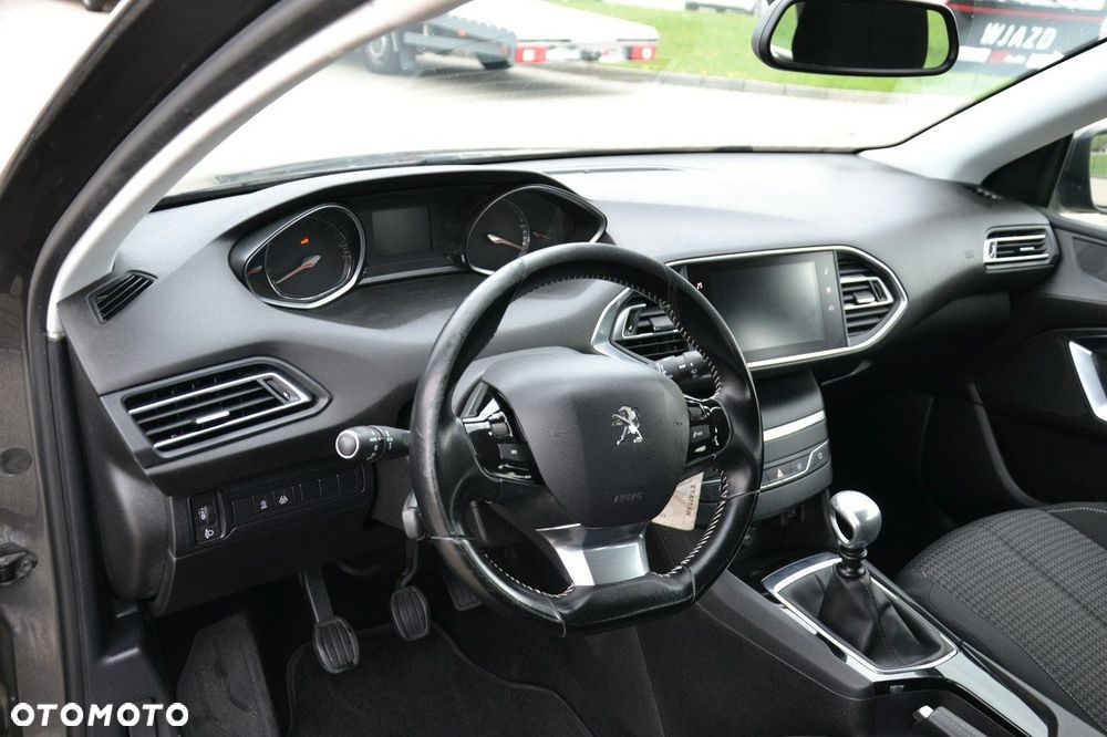 Peugeot 308 - 15
