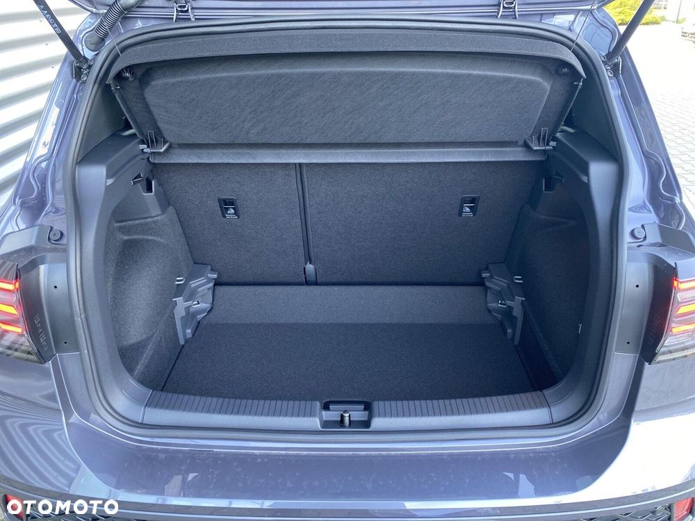 Volkswagen T-Cross - 17