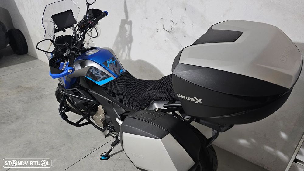 CF Moto 650MT - 4