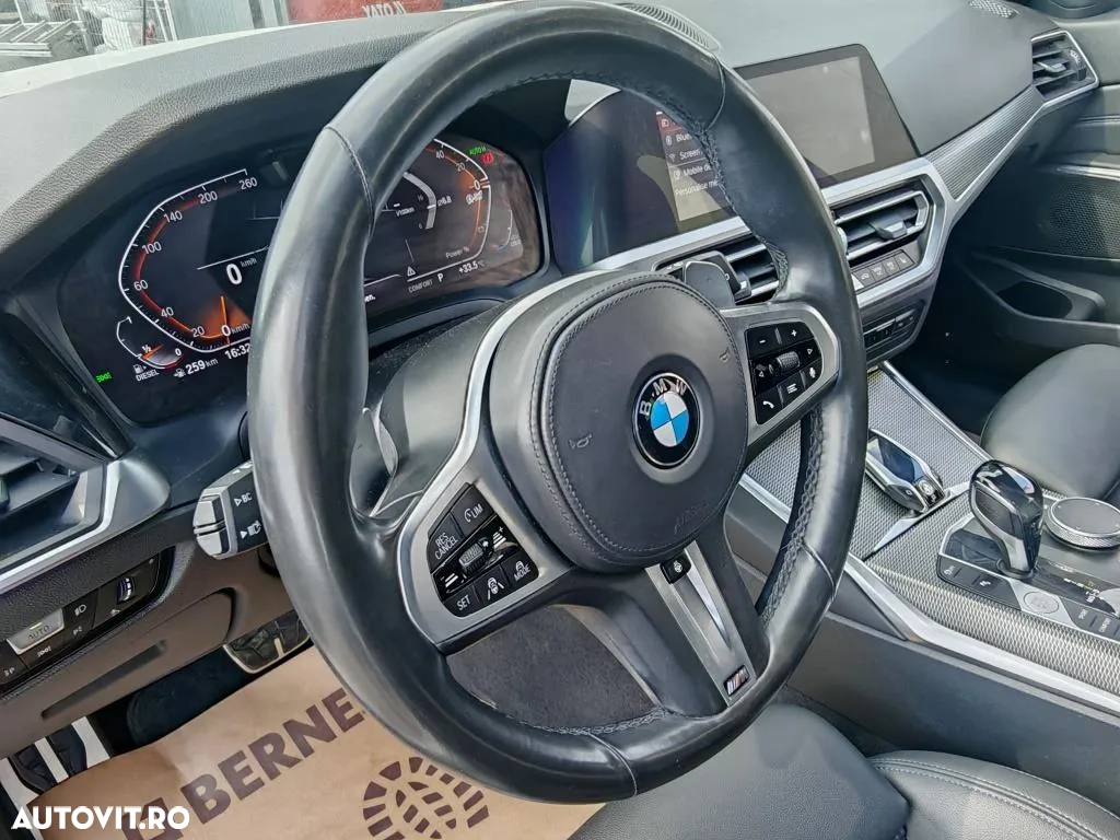 BMW Seria 3 320d xDrive AT MHEV - 24