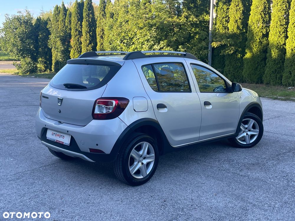 Dacia Sandero Stepway TCe 90 (S&S) Celebration - 19
