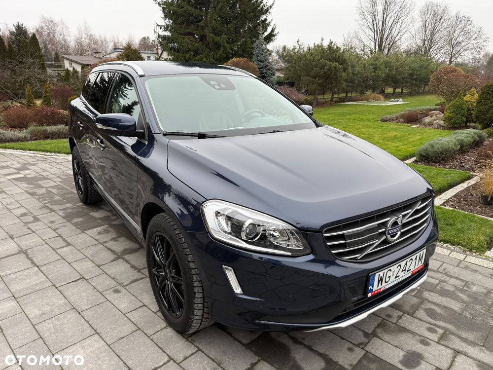 Volvo XC 60 D5 AWD Geartronic Summum - 1