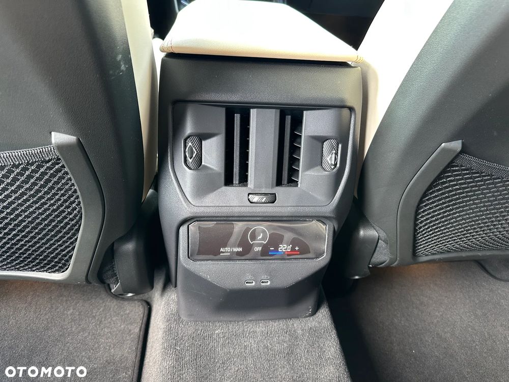 BMW X3 xDrive20d mHEV - 16