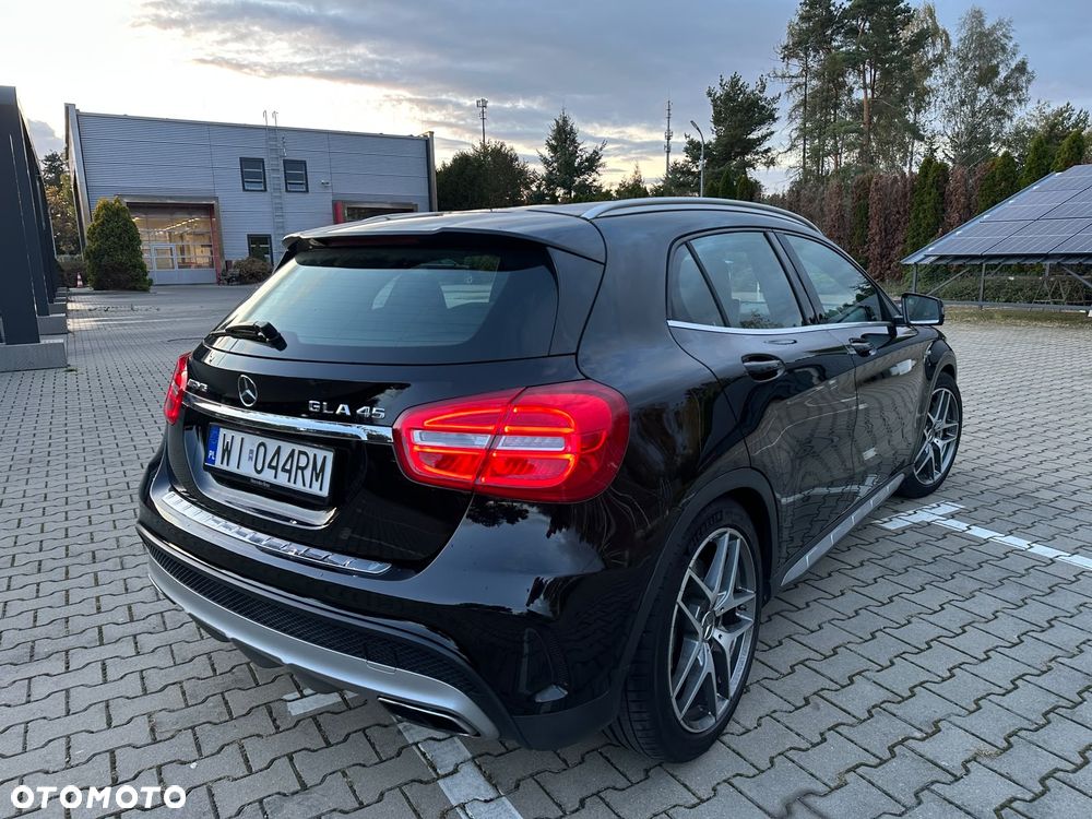 Mercedes-Benz GLA AMG 45 4Matic AMG Speedshift 7G-DCT AMG Night Edition - 14