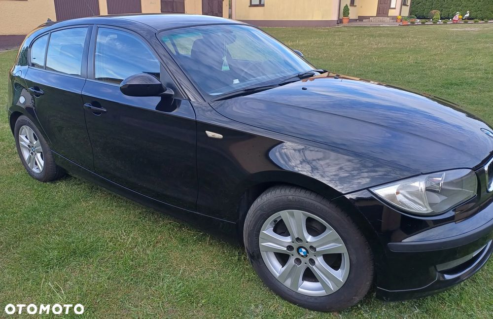 BMW Seria 1 118d - 8