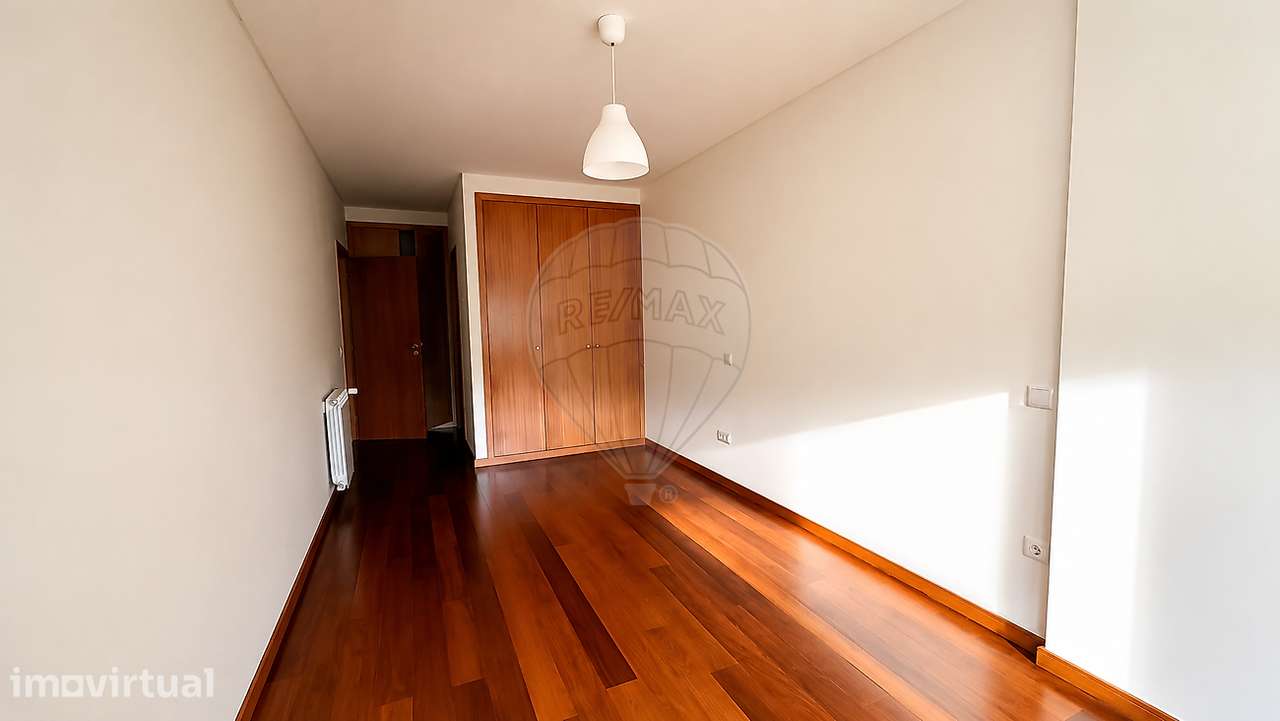Apartamento T2 para arrendamento - Grande imagem: 2/28