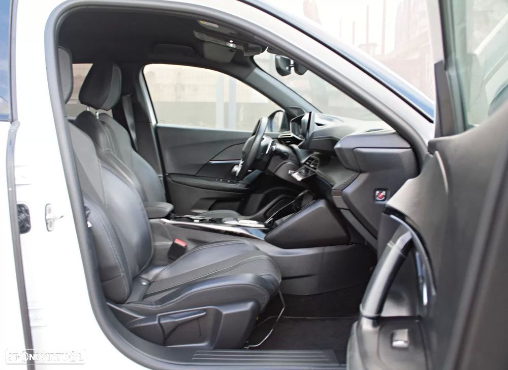 Peugeot 2008 1.5 BlueHDi GT Line EAT8 - 15