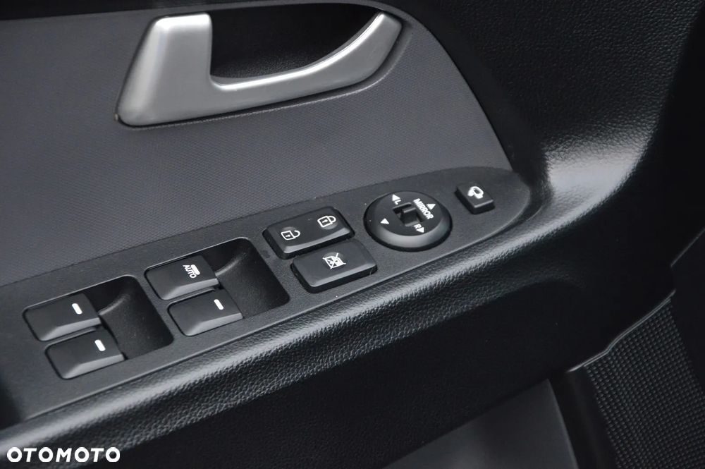 Kia Sportage 1.7 CRDI 2WD Vision - 24