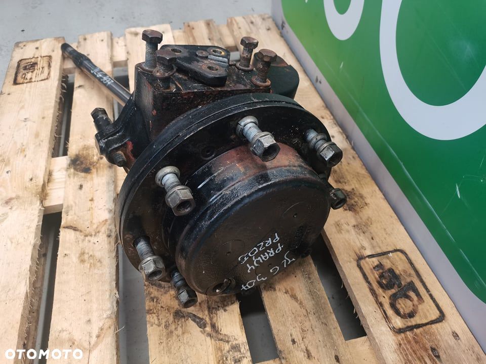 Carraro Zwolnica Zwrotnica Półoś JLG 307 - 11