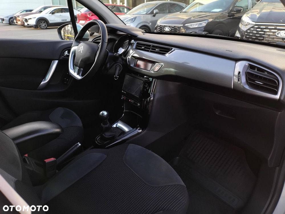 Citroën C3 VTi 95 Exclusive - 27