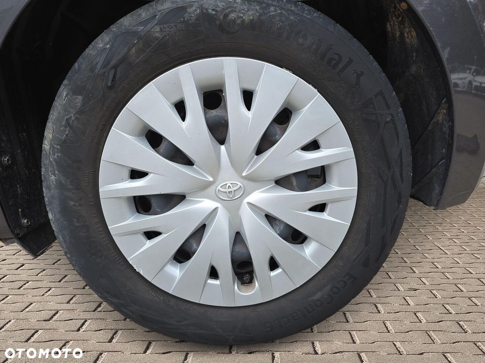 Toyota Yaris - 24