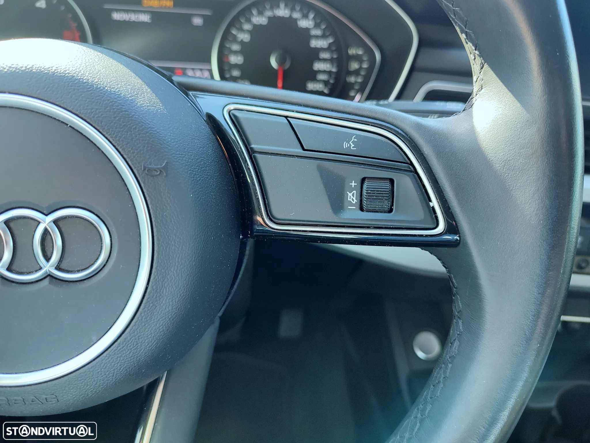 Audi A4 Avant 30 TDI S tronic - 21