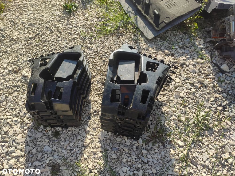 Ślizg zderzaka lewy prawy przód Tył BMW F20 F21 LCI LIFT 7371754 7371753 7371740 7371739 - 8