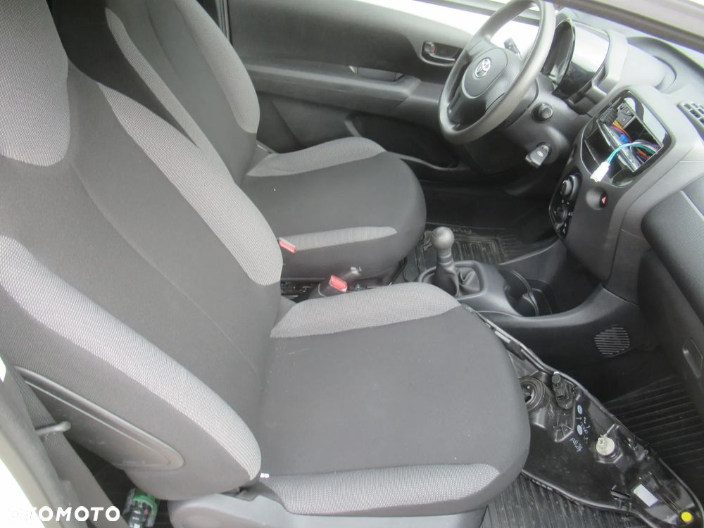 Toyota Aygo 1.0 VVT-i Sprint EU6 - 20