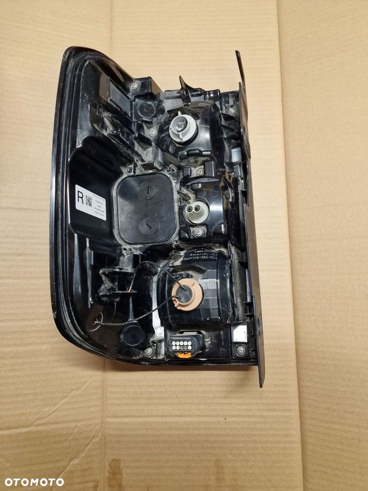 lampa tylna prawa ford ranger 2024 rok - 2