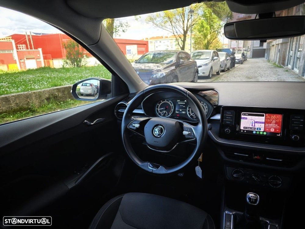 Skoda Fabia 1.0 MPI Ambition - 19