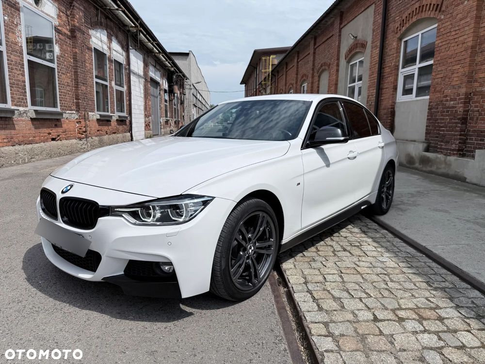 BMW Seria 3 320i xDrive M Sport Shadow - 1