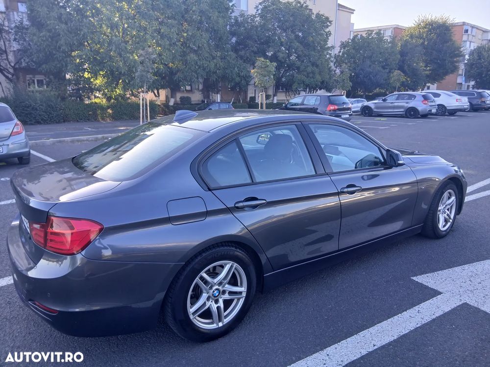 BMW Seria 3 320d - 3