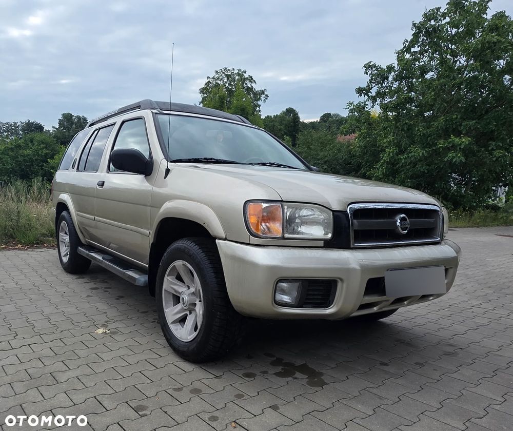 Nissan Pathfinder 3.5 V6 - 3