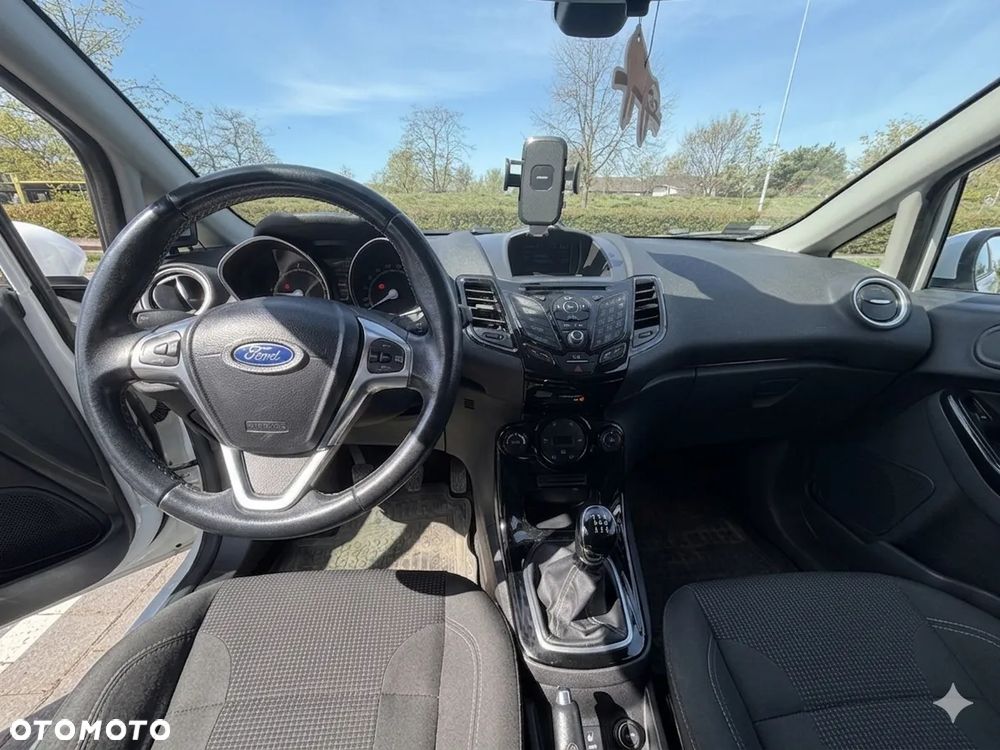 Ford Fiesta - 8