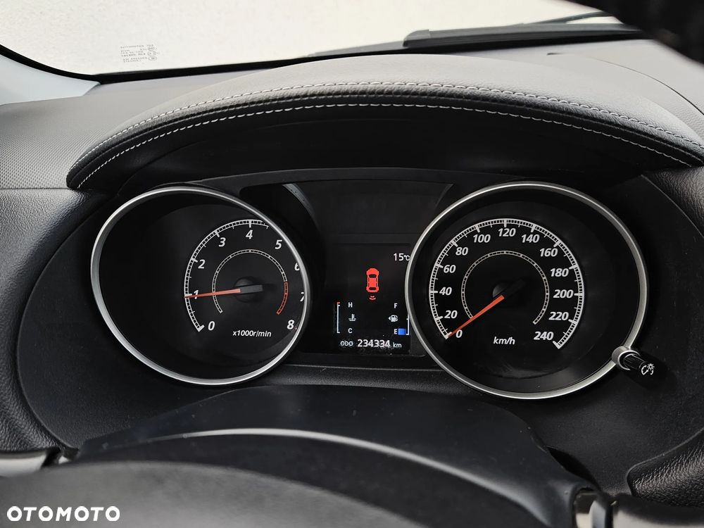 Mitsubishi Outlander 2.0 Intense 2WD EU5 - 22