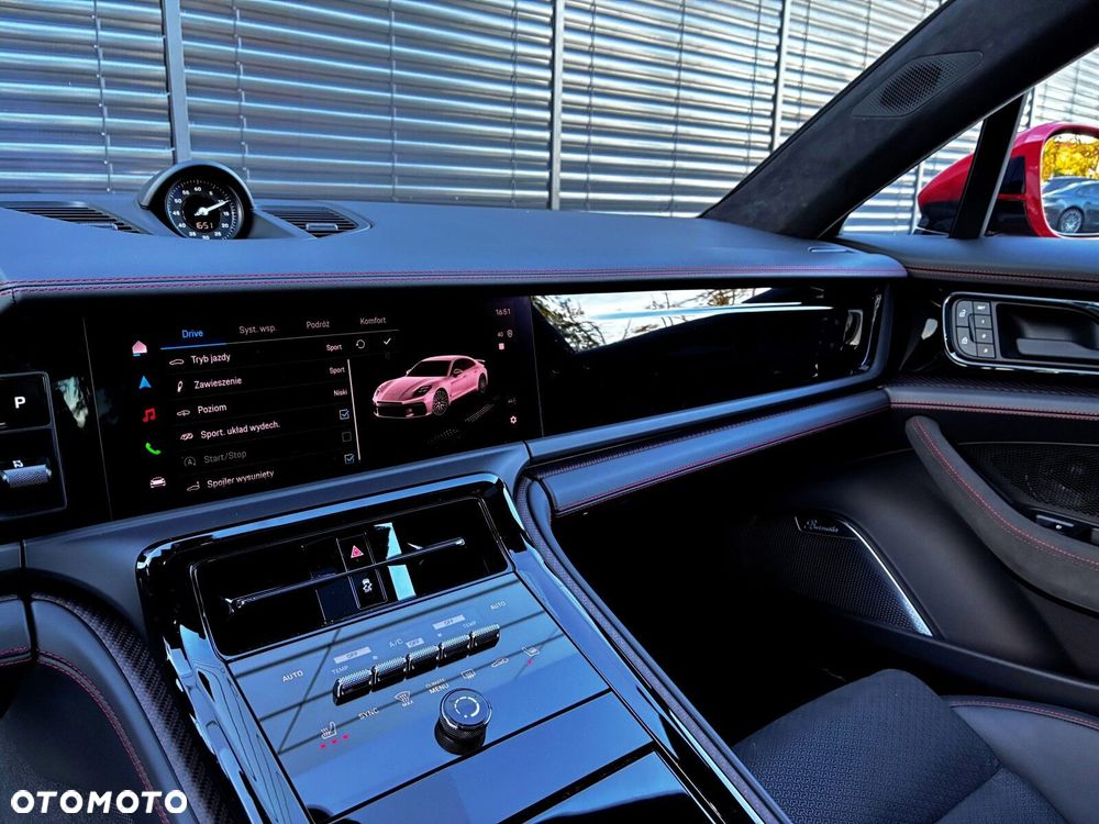 Porsche Panamera GTS - 33