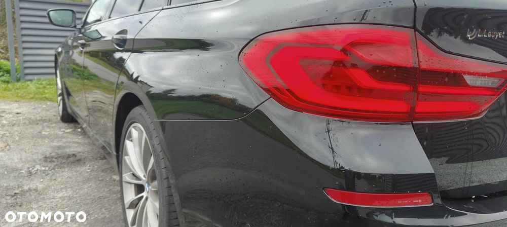 BMW Seria 5 520d M Sport Edition - 8
