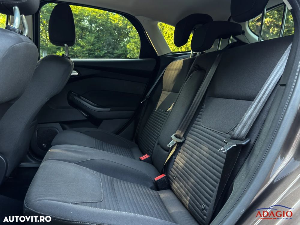 Ford Focus 1.0 EcoBoost Titanium Business - 19