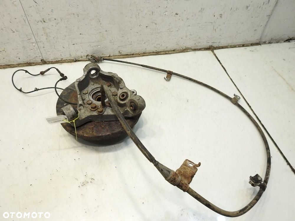 PIASTA ZWROTNICA LEWY TYŁ NISSAN MURANO Z51 3.5 V6 - 6