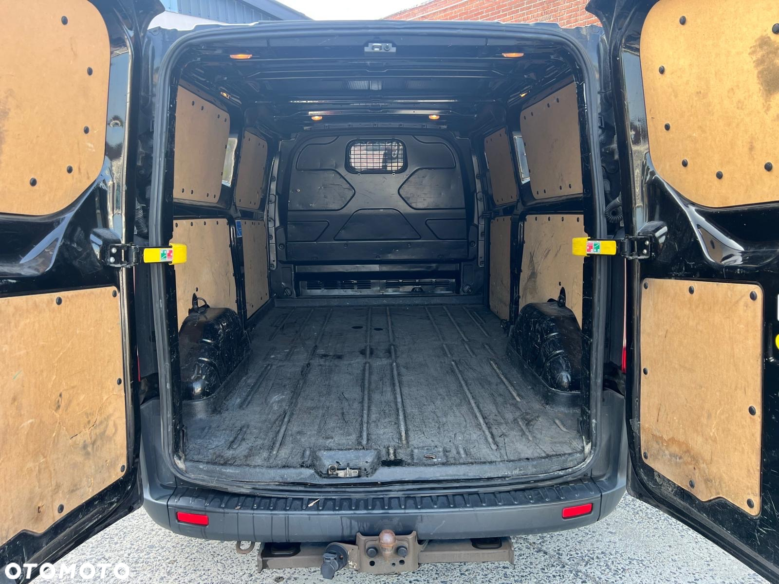 Ford Transit Custom - 12