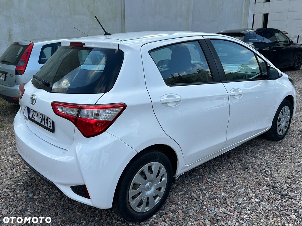 Toyota Yaris 1.5 Active - 4