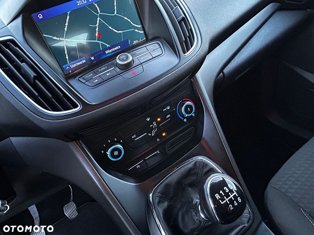 Ford C-MAX - 12