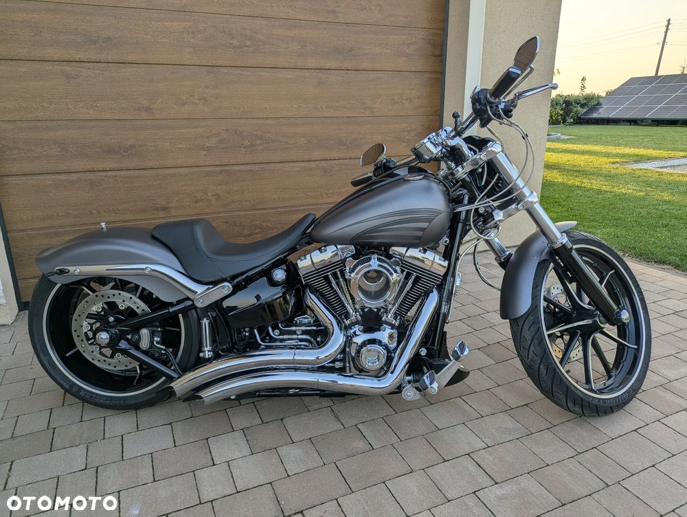 Harley-Davidson FXSB Breakout - 1