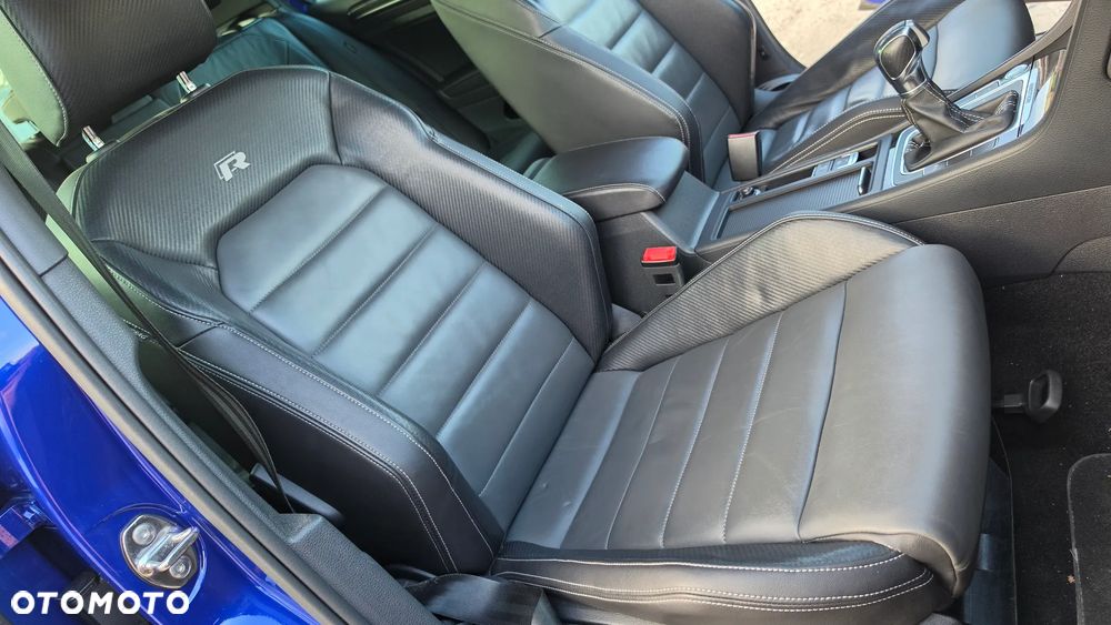 Volkswagen Golf - 19