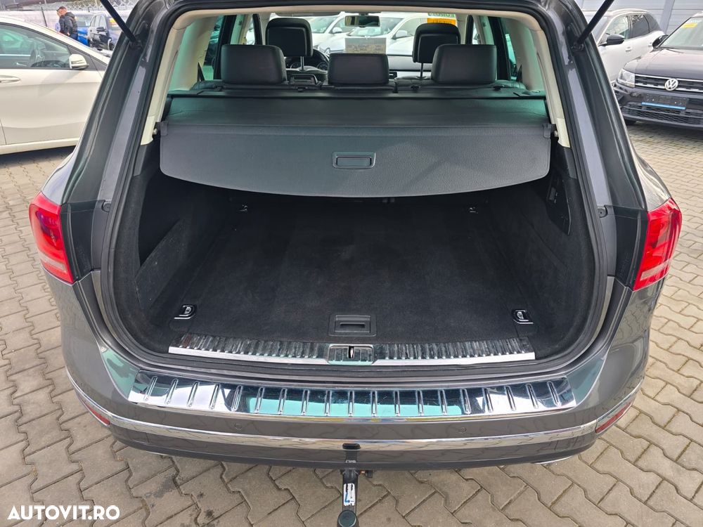 Volkswagen Touareg V6 TDI BMT Mountain Plus - 11