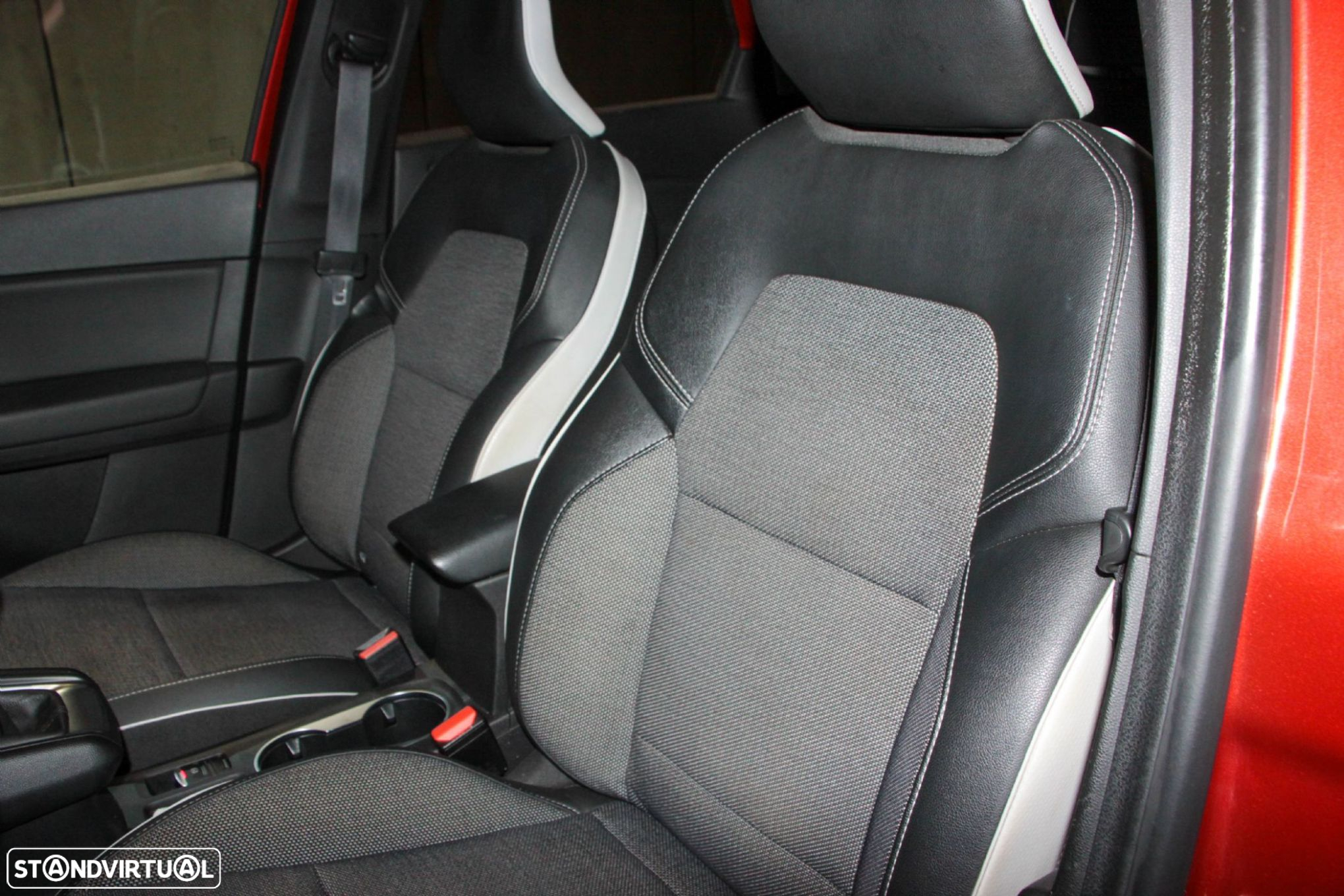 Renault Captur 1.0 TCe Exclusive - 21