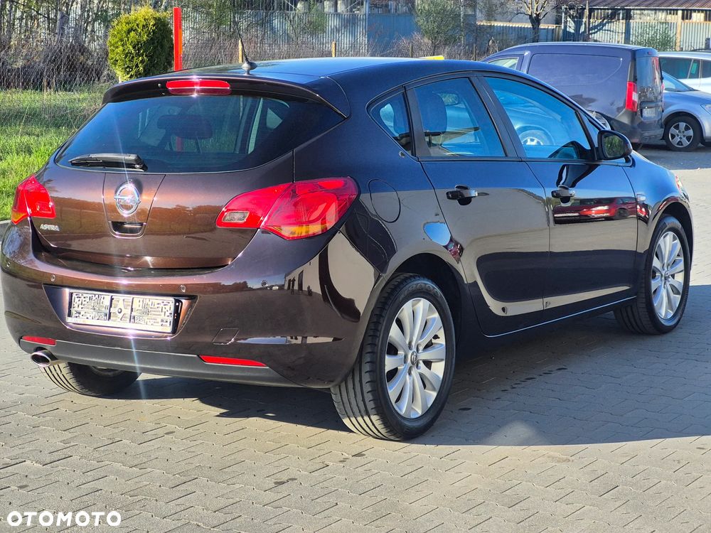 Opel Astra 1.4 Turbo - 3