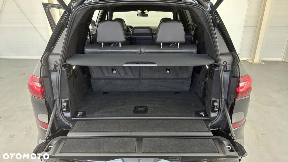 BMW X7 M50d sport - 21
