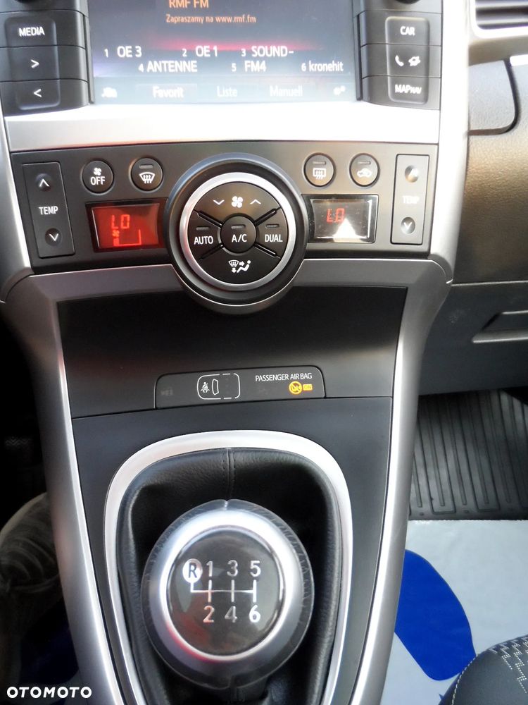 Toyota Verso 1.6 5-Sitzer Life - 24