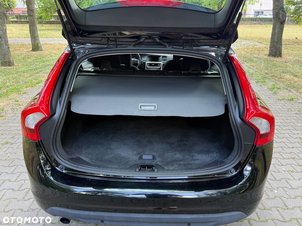 Volvo V60 D2 - 34