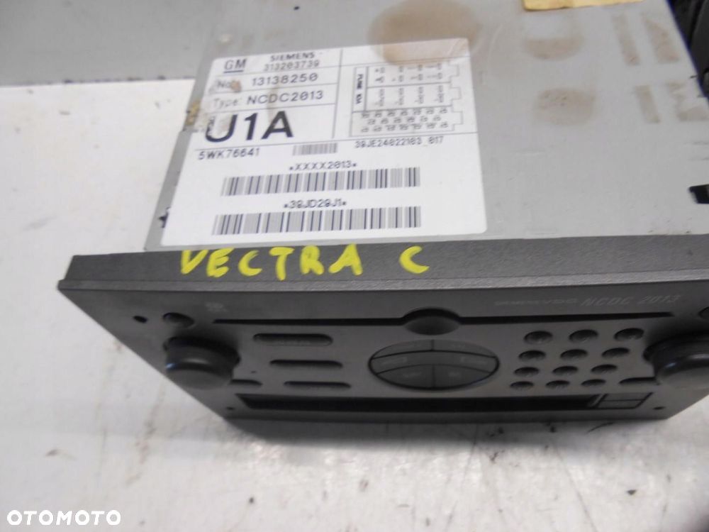 radio cd wyświetlacz kratki nawiewu opel vectra c 13138250 5wk76641 # - 3