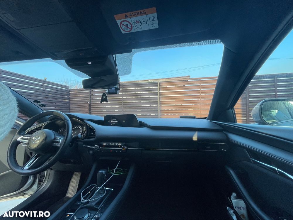 Mazda 3 G122 AT Plus - 18