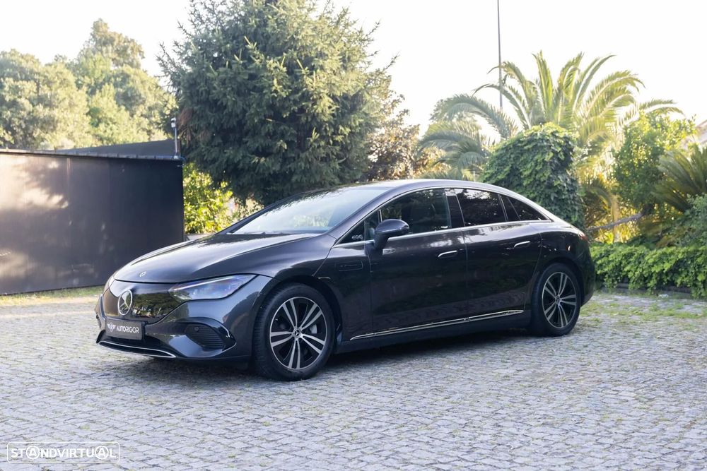 Mercedes-Benz EQE 300 Electric Art - 3
