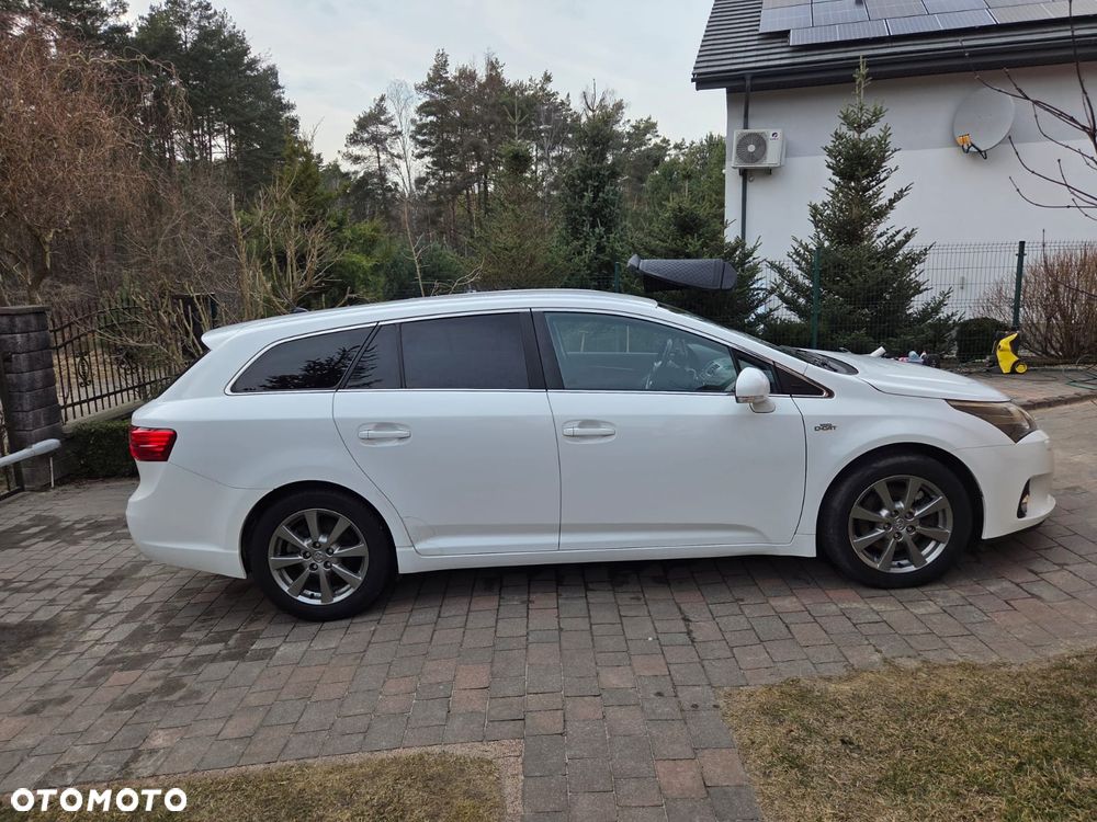 Toyota Avensis 2.2 D-CAT Prestige - 30