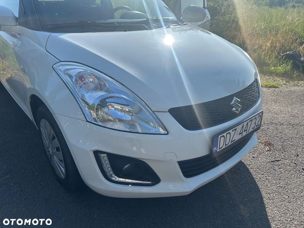 Suzuki Swift 1.2 Club - 4