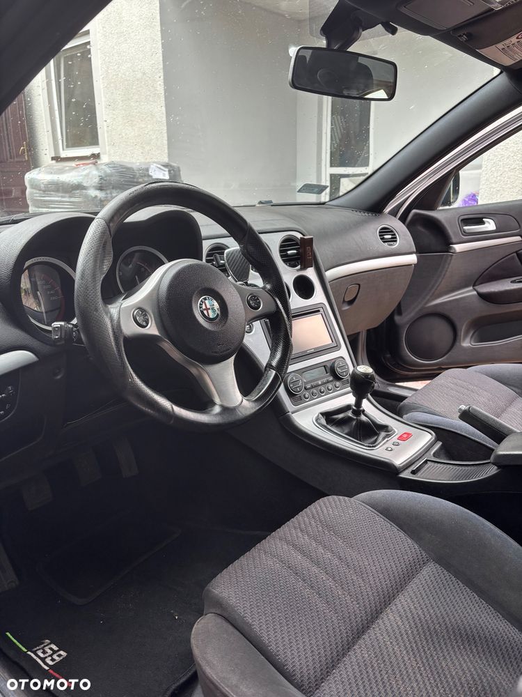 Alfa Romeo 159 1.9 JTDM 16V DPF Distinctive - 8