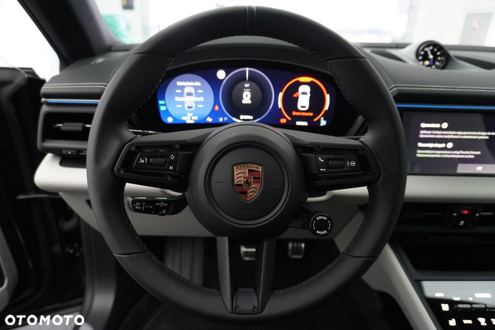 Porsche Macan - 17